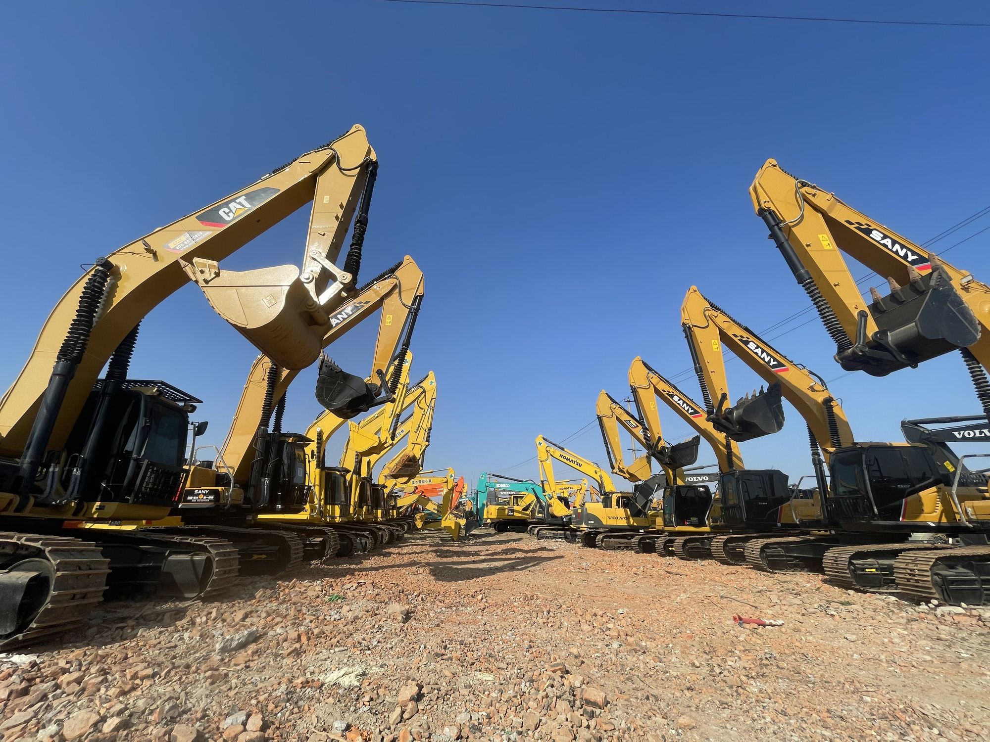 Anhui Tuojie Engineering Machinery Trading Co., Ltd. - مركبات للبيع undefined: صورة 2