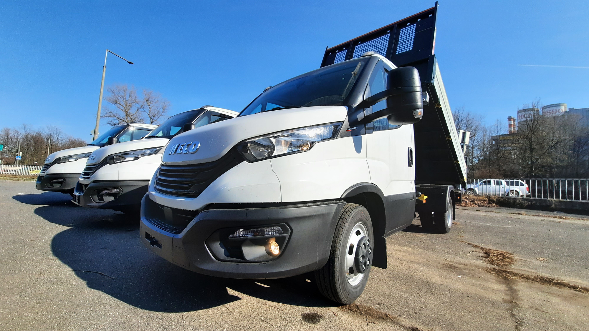 Zenit-Auto Rent Kft. - مركبات للبيع undefined: صورة 1