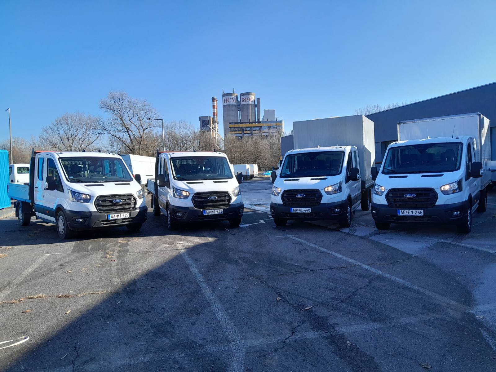 Zenit-Auto Rent Kft. - مركبات للبيع undefined: صورة 3