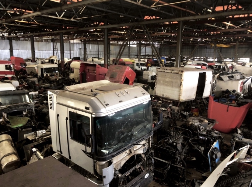 EGDA truckparts - قطع غيار CUMMINS undefined: صورة 2