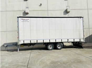 مقطورة ستارة جانبية MÖSLEIN