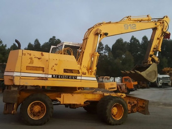 حفارة دولاب LIEBHERR A 912: صورة 2