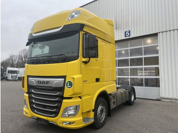 وحدة جر DAF XF 480