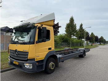 شاحنة هيكل كابينة Mercedes-Benz Atego 1318 L: صورة 2 شاحنة هيكل كابينة Mercedes-Benz Atego 1318 L: صورة 2