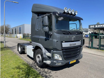 وحدة جر DAF CF 370