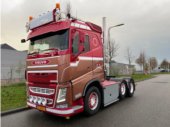 وحدة جر VOLVO FH 500