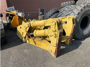 ريبر CATERPILLAR