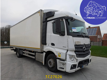 شاحنة مقفلة Mercedes-Benz Actros 1833: صورة 4