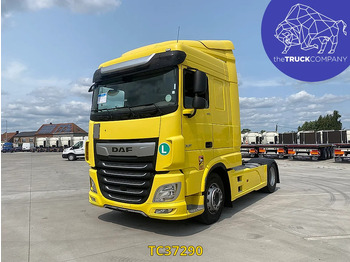 وحدة جر DAF XF