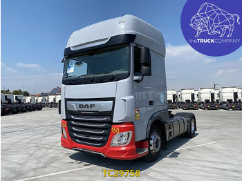 وحدة جر DAF XF