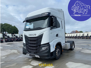 وحدة جر IVECO S-WAY