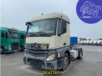 وحدة جر MERCEDES-BENZ Actros 1843