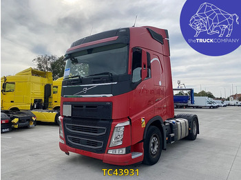 وحدة جر VOLVO FH 460