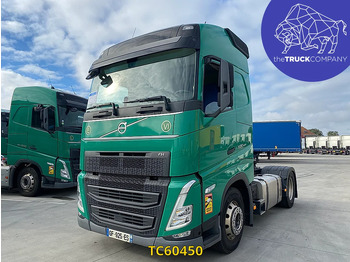 وحدة جر VOLVO FH 500