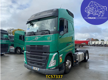 وحدة جر VOLVO FH 500