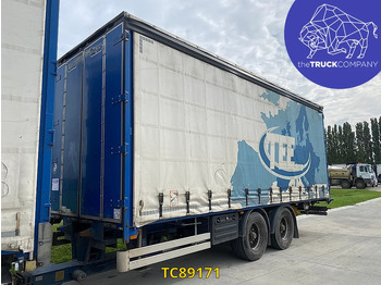 مقطورة ستارة جانبية VAN HOOL