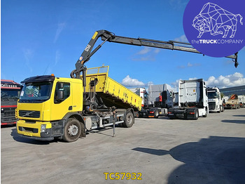 شاحنة قلاب VOLVO FE 260