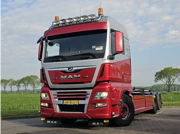 شاحنة ذات خطاف MAN TGX 26.500