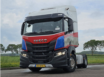 وحدة جر IVECO S-WAY