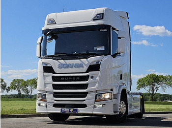 وحدة جر SCANIA R 460