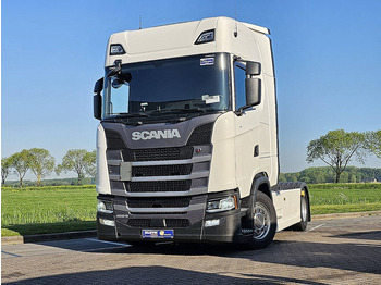 وحدة جر SCANIA S 450