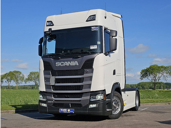 وحدة جر SCANIA S 450