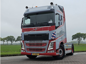 وحدة جر VOLVO FH 460