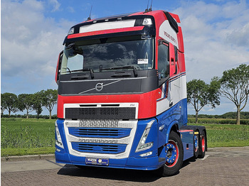 وحدة جر VOLVO FH 460
