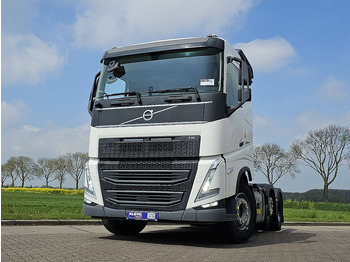 وحدة جر VOLVO FH 500