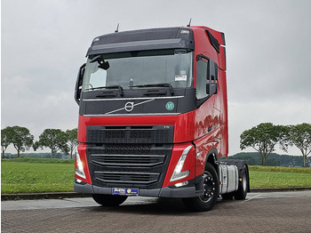 وحدة جر VOLVO FH 500