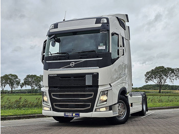 وحدة جر VOLVO FH 500
