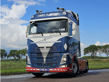 وحدة جر VOLVO FH 500