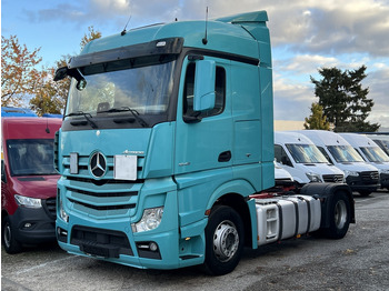وحدة جر MERCEDES-BENZ Actros 1845
