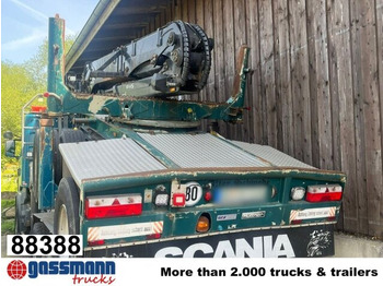 مقطورة اخشاب