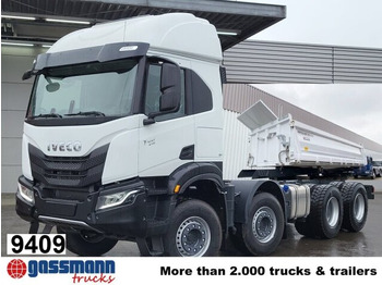 شاحنة قلاب IVECO T-WAY