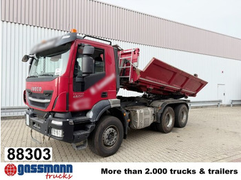 شاحنة قلاب IVECO Trakker