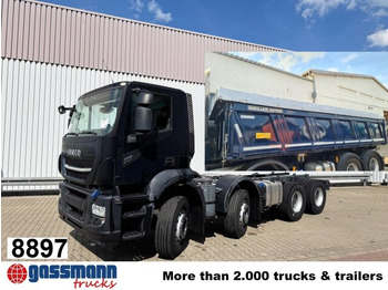 شاحنة قلاب IVECO X-WAY