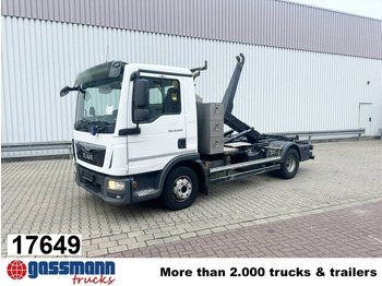 شاحنة ذات خطاف MAN TGL 12.250