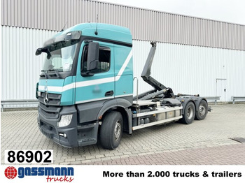 شاحنة ذات خطاف MERCEDES-BENZ Actros 2545