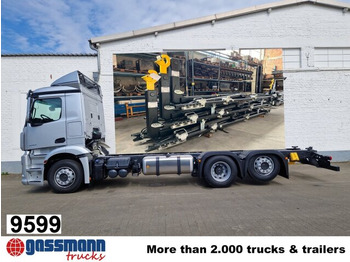 شاحنة ذات خطاف MERCEDES-BENZ Actros 2553