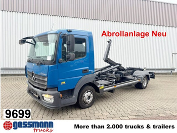 شاحنة ذات خطاف MERCEDES-BENZ Atego 816