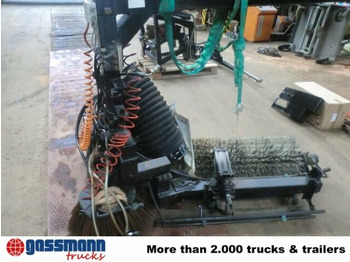 ملحق - سياره كنس شوارع Unimog AUGL KMU88H, Kehrmaschinen-Aufbau: صورة 5