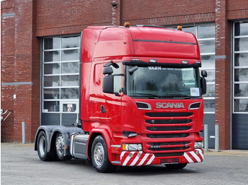 وحدة جر SCANIA R 580