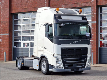 وحدة جر VOLVO FH13 460