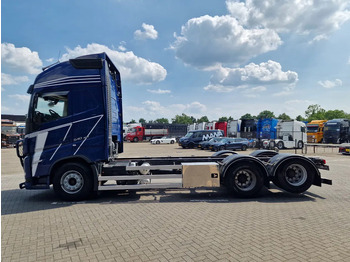 Volvo FH 13.540 Globetrotter XL 6x2 - Retarder - Full air - 4.60 WB - I shift dual clutch Volvo FH 13.540 Globetrotter XL 6x2 - Retarder - Full air - 4.60 WB - I shift dual clutch: صورة 4