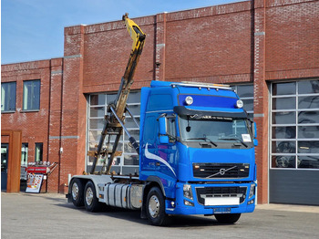 شاحنة ذات خطاف VOLVO FH16 700
