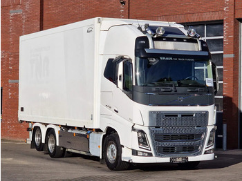 شاحنة مقفلة VOLVO FH16 750