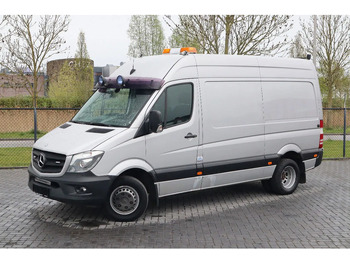 شاحنة مغلقة الصندوق MERCEDES-BENZ Sprinter 516