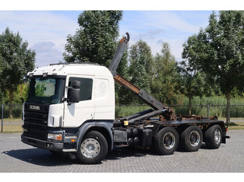 شاحنة ذات خطاف SCANIA P124