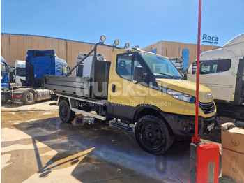 شاحنة ذات خطاف IVECO 55S18H: صورة 2